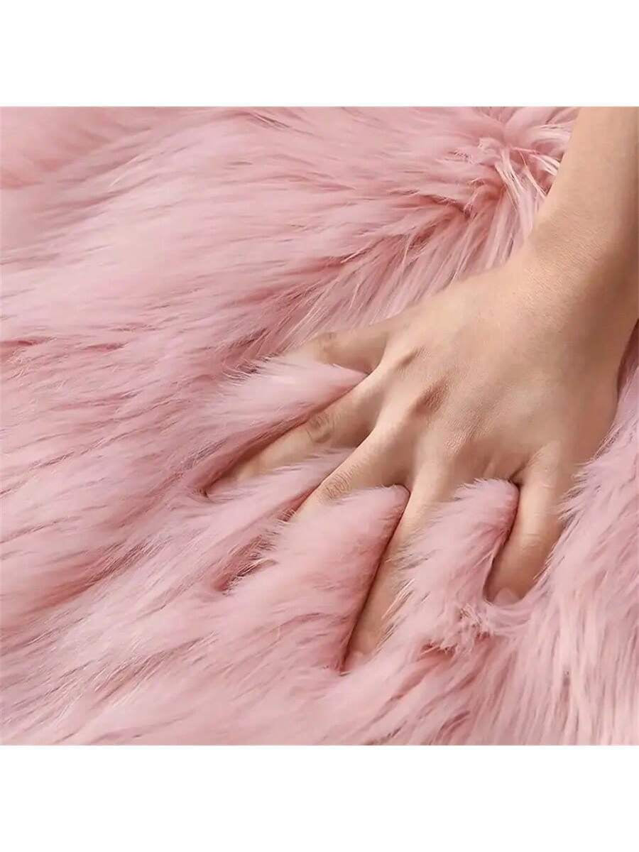 Fluffy Round Plush Carpet – Soft Long Shag Rug for Living Room & Home Decor, Machine Washable