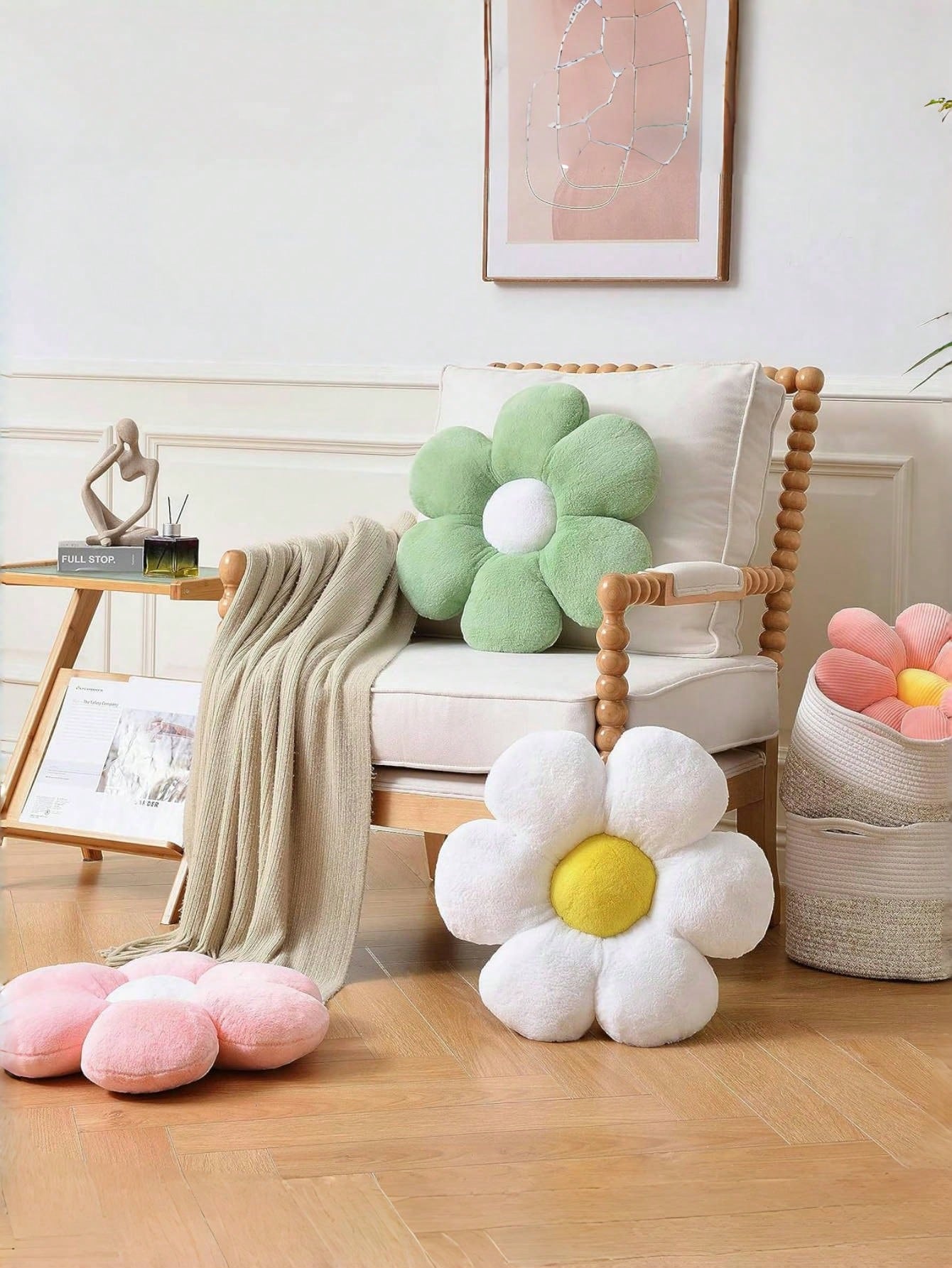 Floral Decorative Plush Pillow – Soft Flower-Shaped Cushion for Spring, Easter & Everyday Home Decor