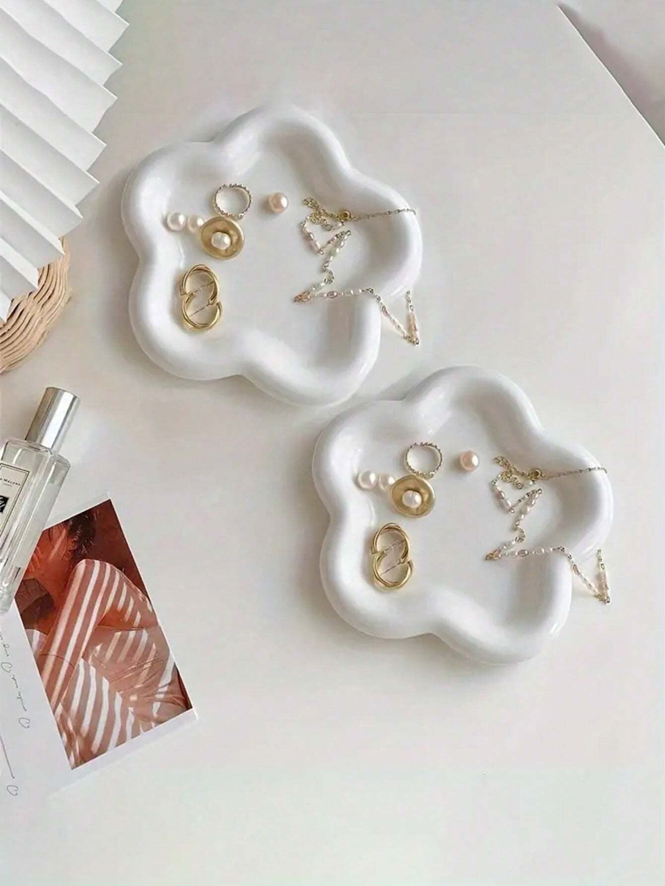 Flower-Shaped Jewelry Tray – Decorative Organizer for Rings, Trinkets & Small Items