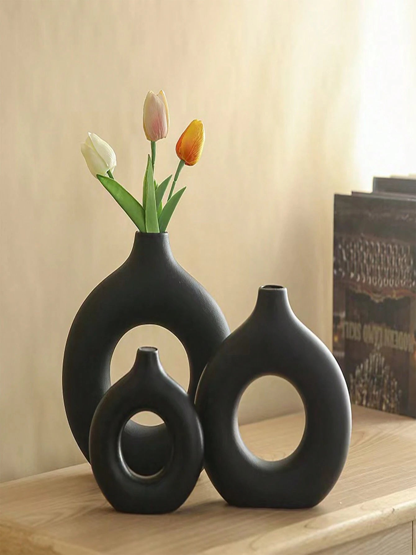 Elegant Pink Decorative Vase – Cute & Durable Gift for Bedroom or Living Room
