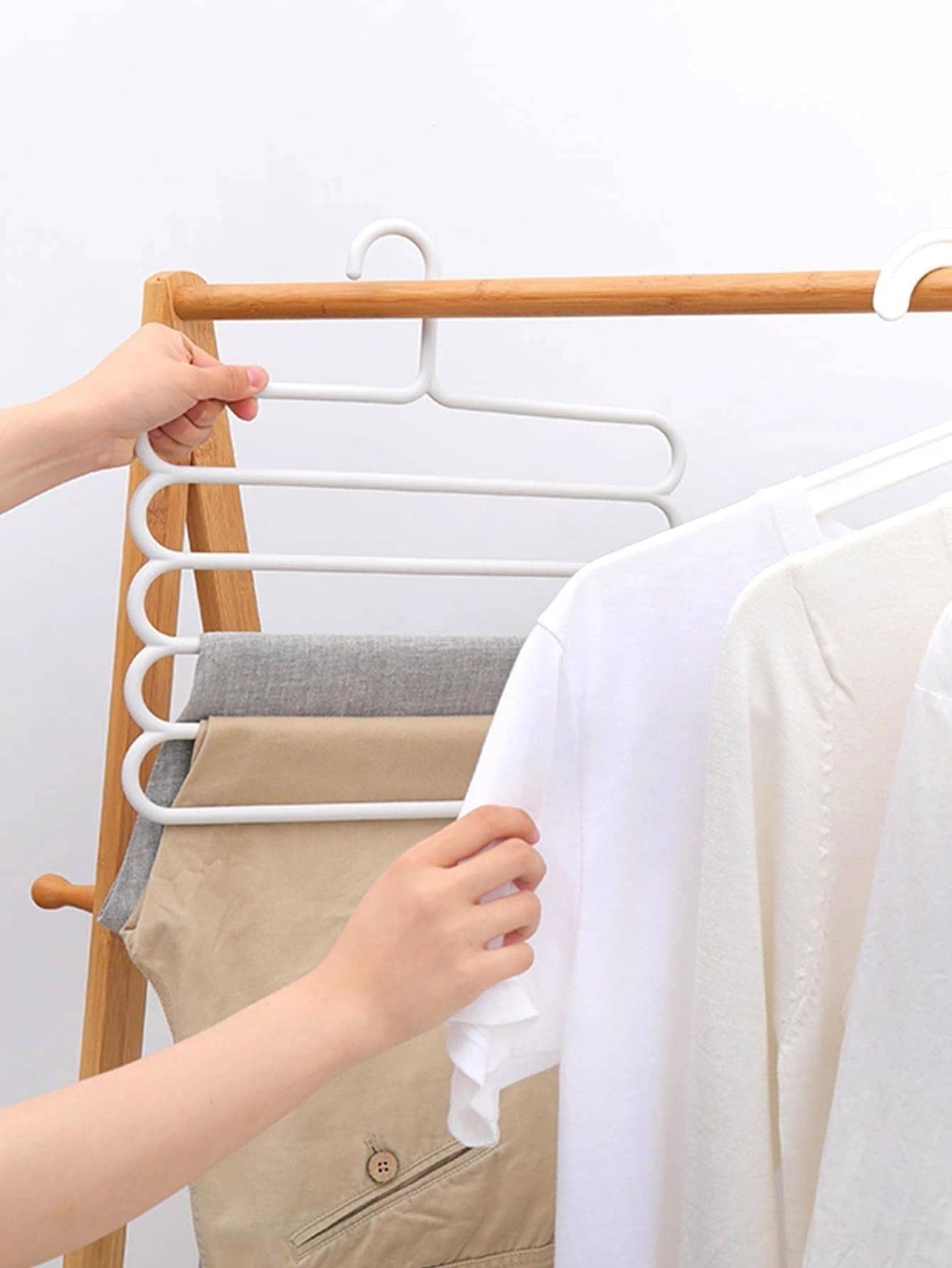 Multifunctional Pants Hanger – Space-Saving Closet Organizer for Jeans, Trousers, Skirts & More (1Pc, White)